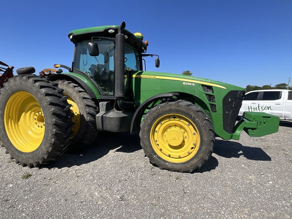 Photo of 2010 John Deere 8295R