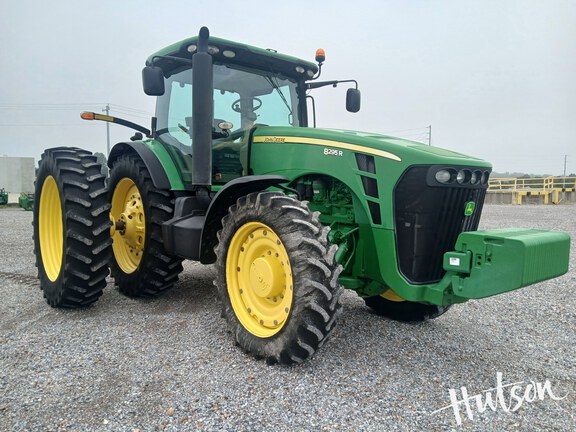 Photo of 2010 John Deere 8295R