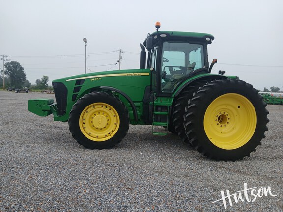 Photo of 2010 John Deere 8295R