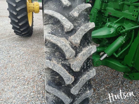 Photo of 2010 John Deere 8295R