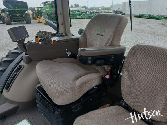 Photo of 2010 John Deere 8295R