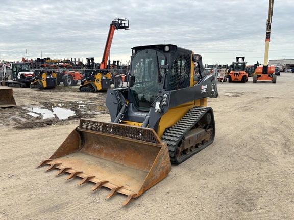 Photo of 2025 John Deere 325G