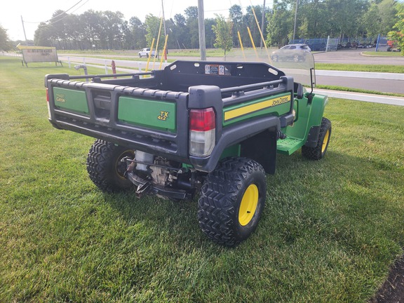 2019 John-Deere TX 4X2