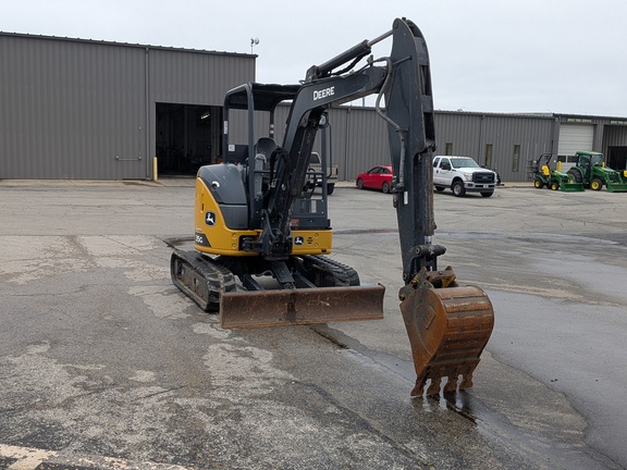 2022 John-Deere 35G