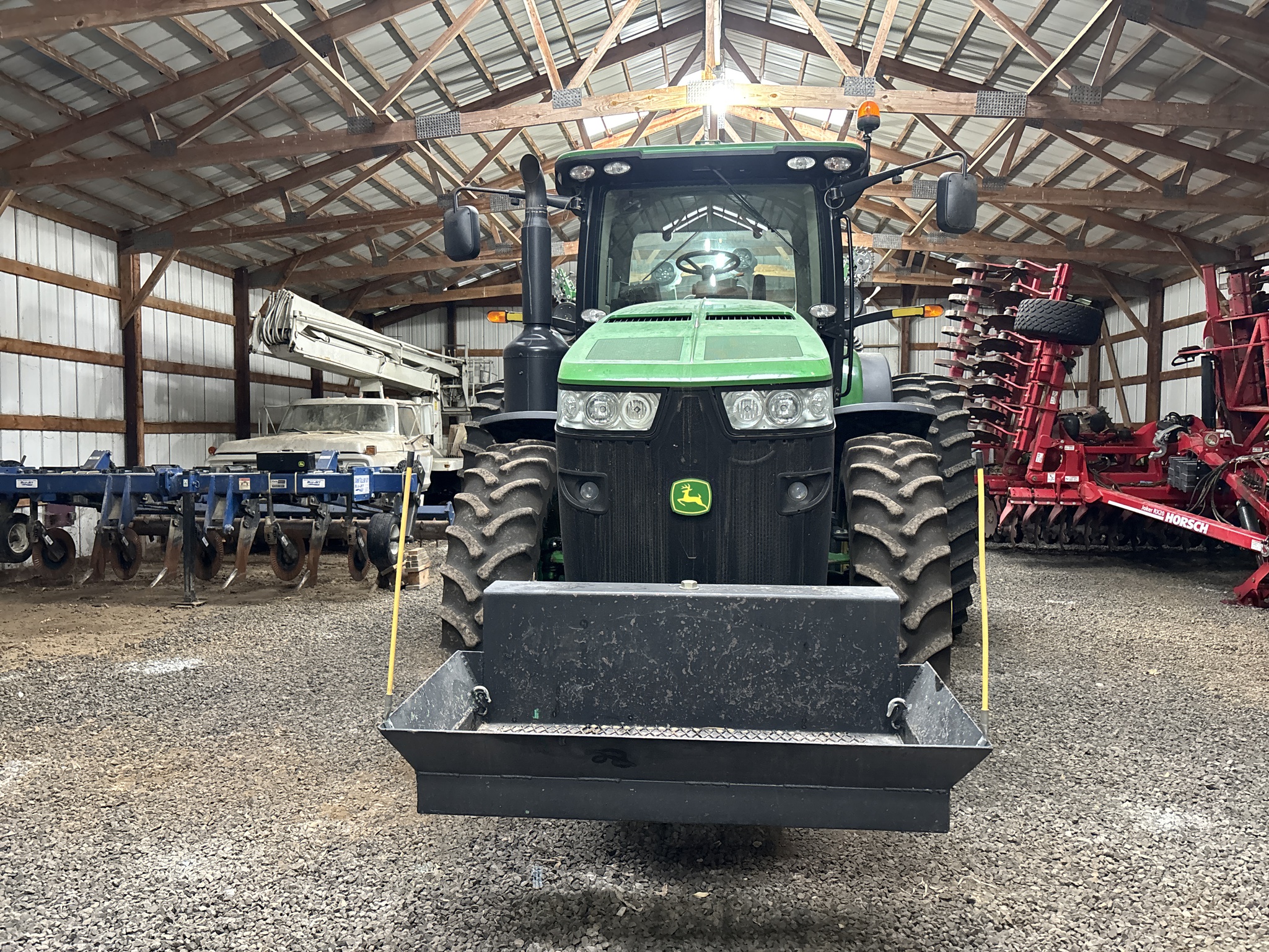 Used 2013 John Deere 8285R Row Crop Tractors at Koenig Equipment in Urbana, OH - PhotoXL2