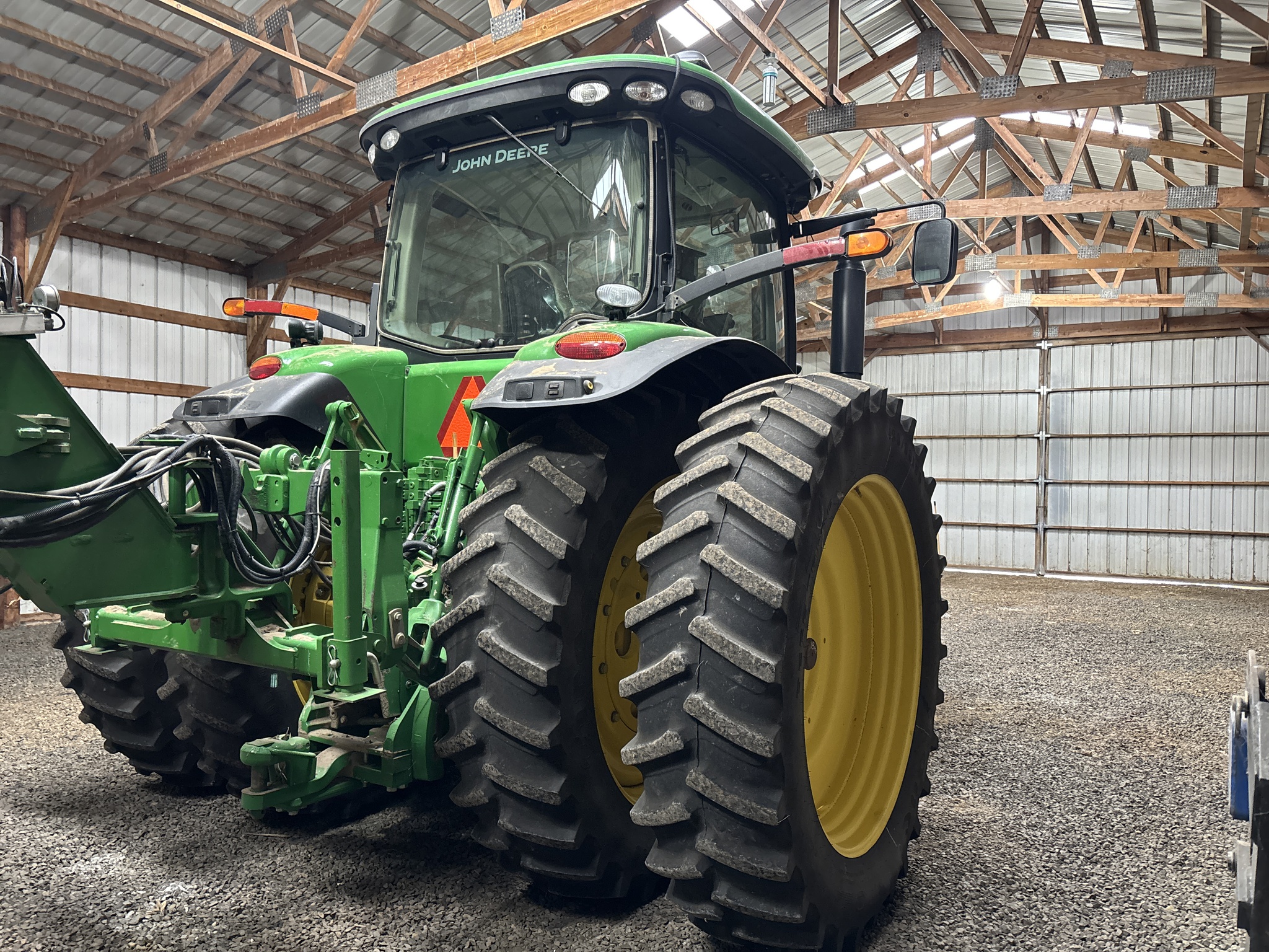 Used 2013 John Deere 8285R Row Crop Tractors at Koenig Equipment in Urbana, OH - PhotoXL4