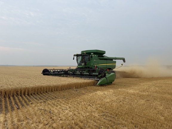 2016 John Deere S670 (2nd thumbnail)