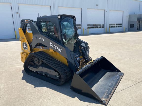 2023 John Deere 317G