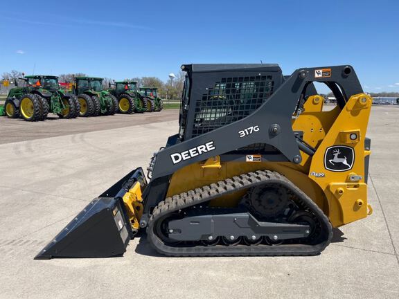 2023 John Deere 317G