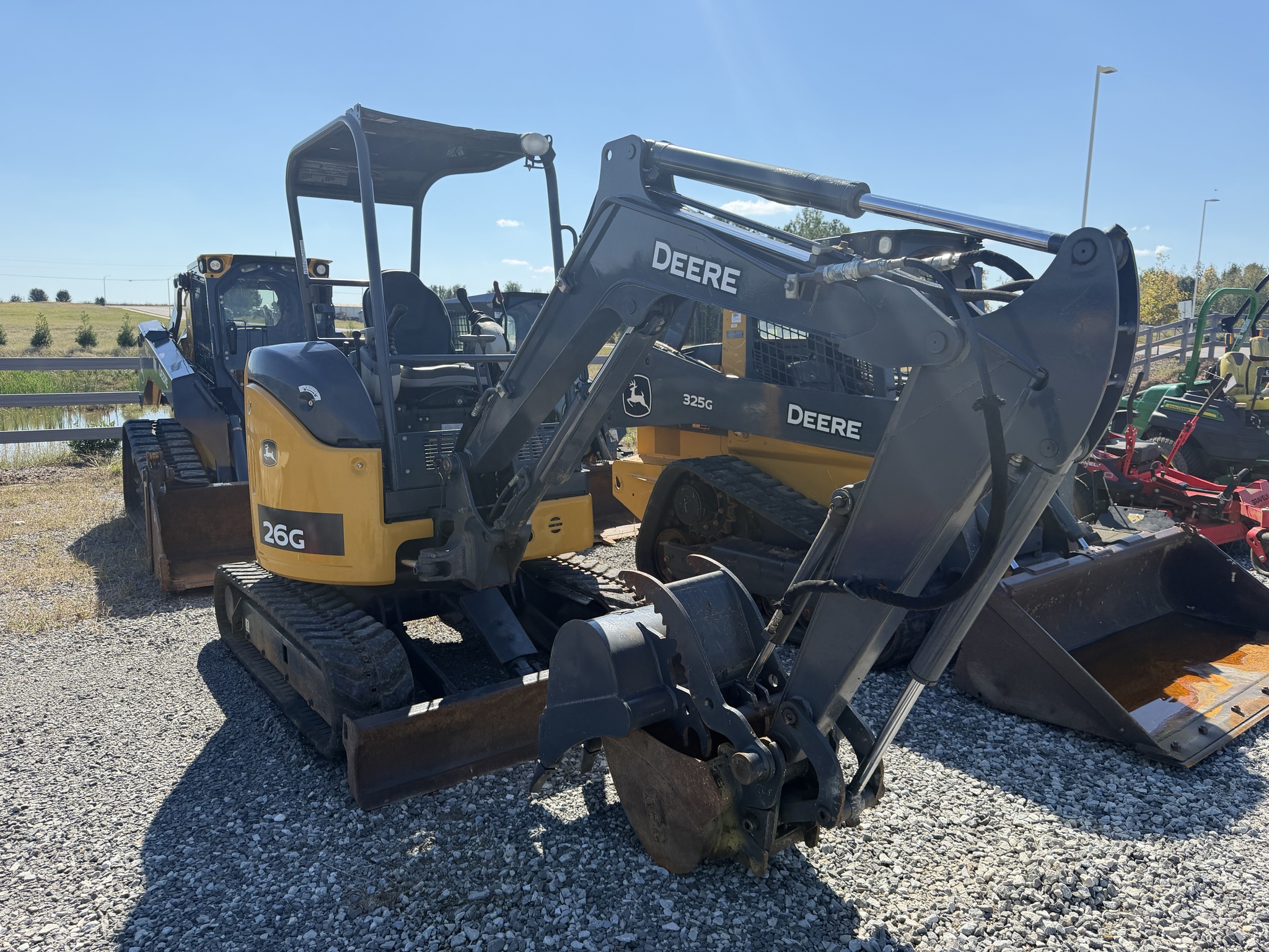 2017 John Deere 26G
