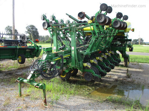 Photo of 2013 John Deere 1790