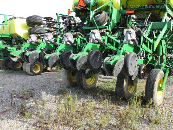 Photo of 2013 John Deere 1790