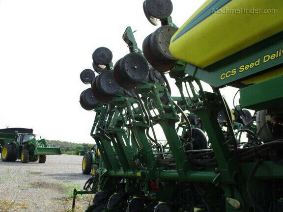Photo of 2013 John Deere 1790