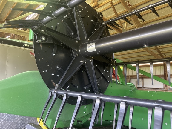 Used 2018 John Deere 640FD Combine Platforms at Koenig Equipment in Oxford, OH - Photo7