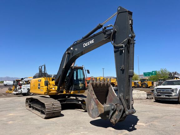 Photo of 2022 John Deere 210GLC