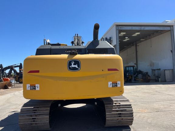 2022 John Deere 210GLC
