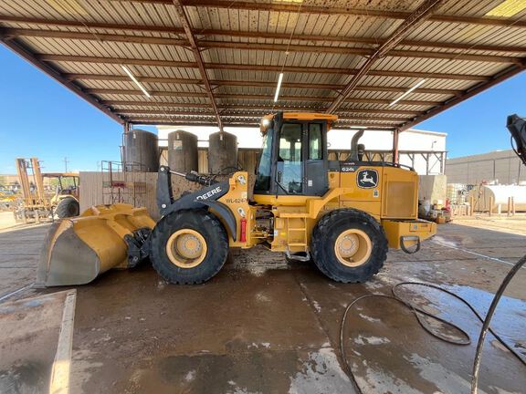 2019 John Deere 624L