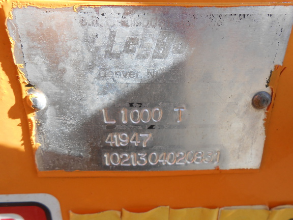 2004 Leeboy 1000D