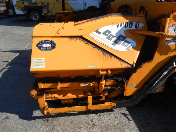 2004 Leeboy 1000D