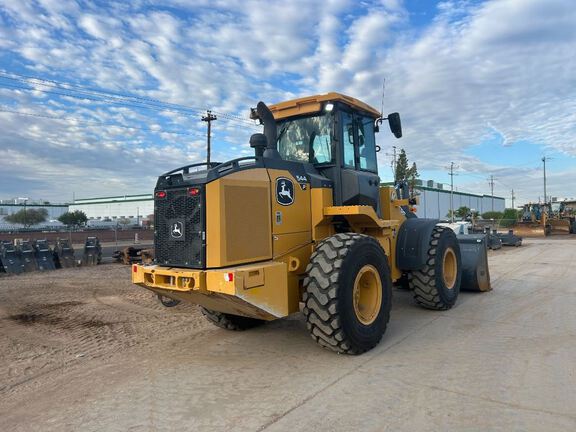 2021 John Deere 544P