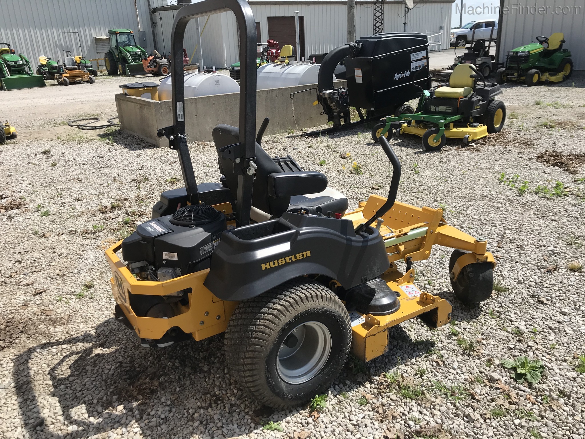 2017 Hustler FASTRAK Image 6