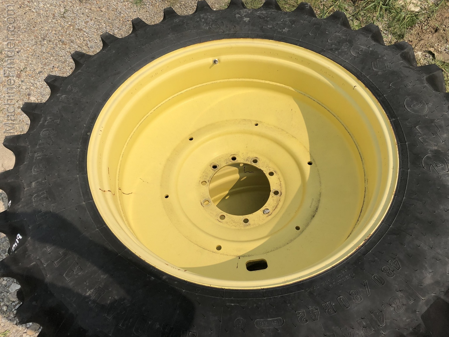 John Deere 480/80R42 Image 1