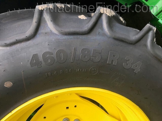 2020 John Deere 6110M Image 7