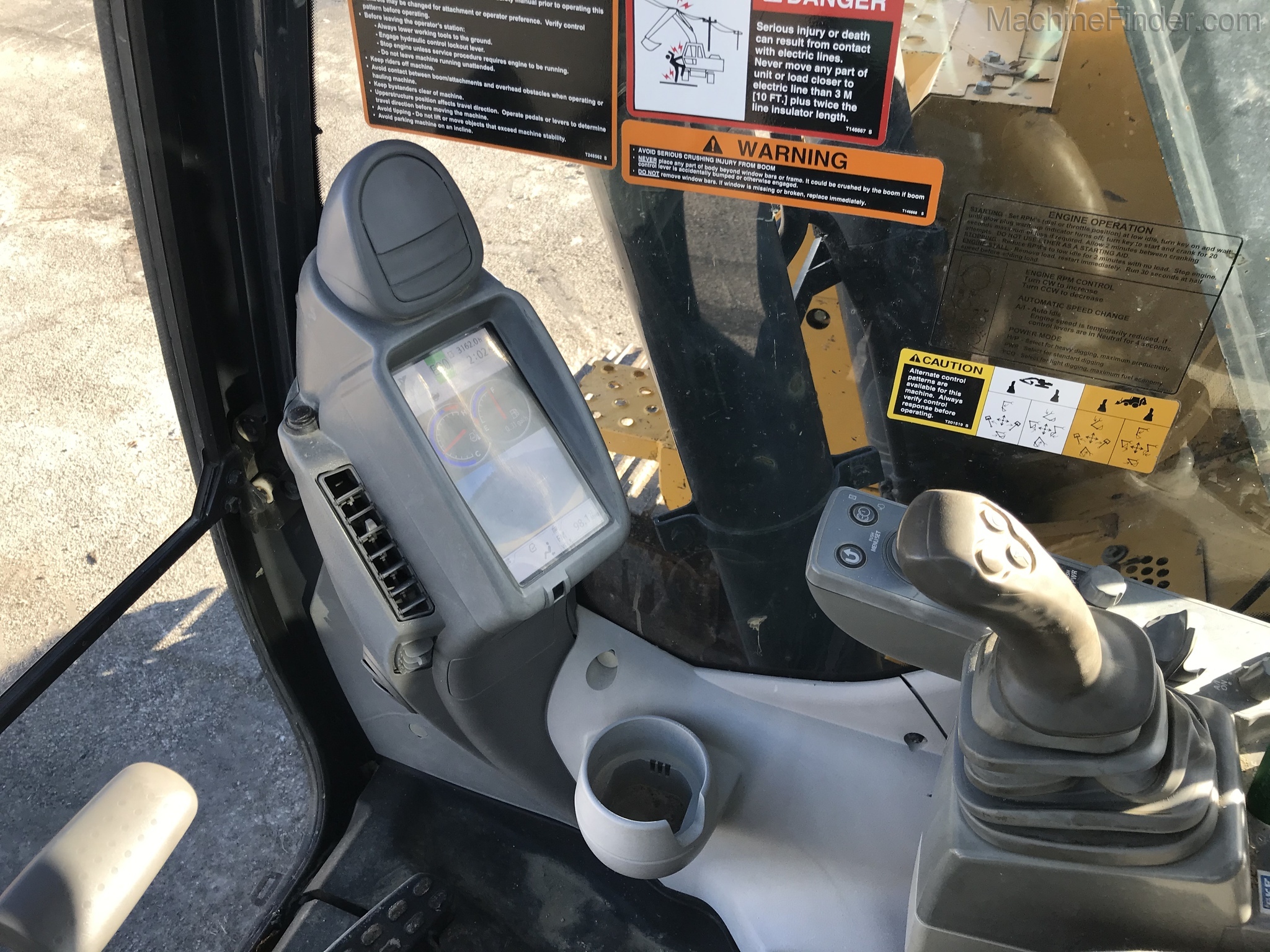 2013 John Deere 135G Image 14