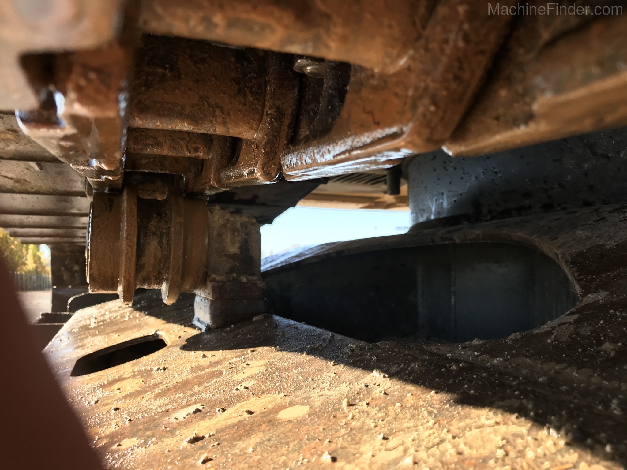 2013 John Deere 135G Image 9