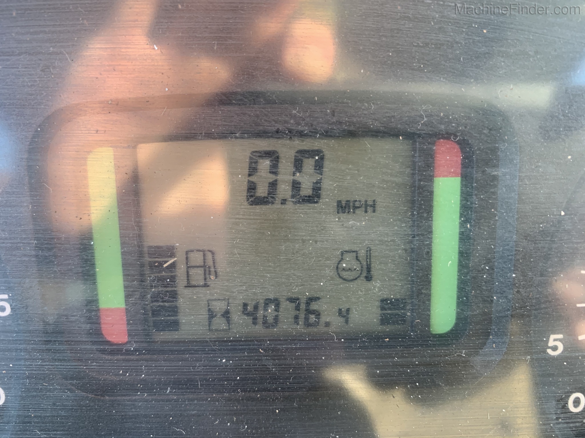 2011 John Deere 7330 Image 10