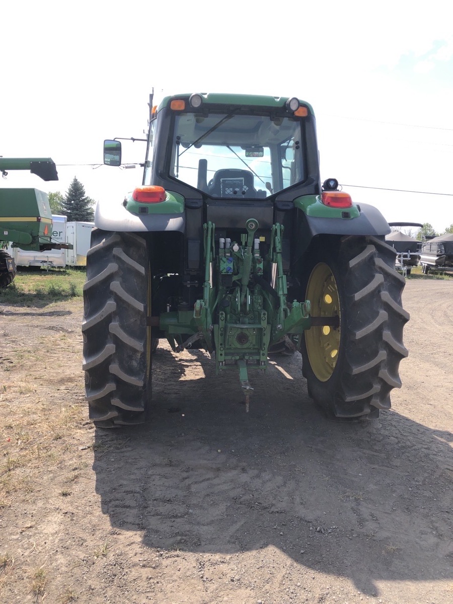 2017 John Deere 6145M Image 2