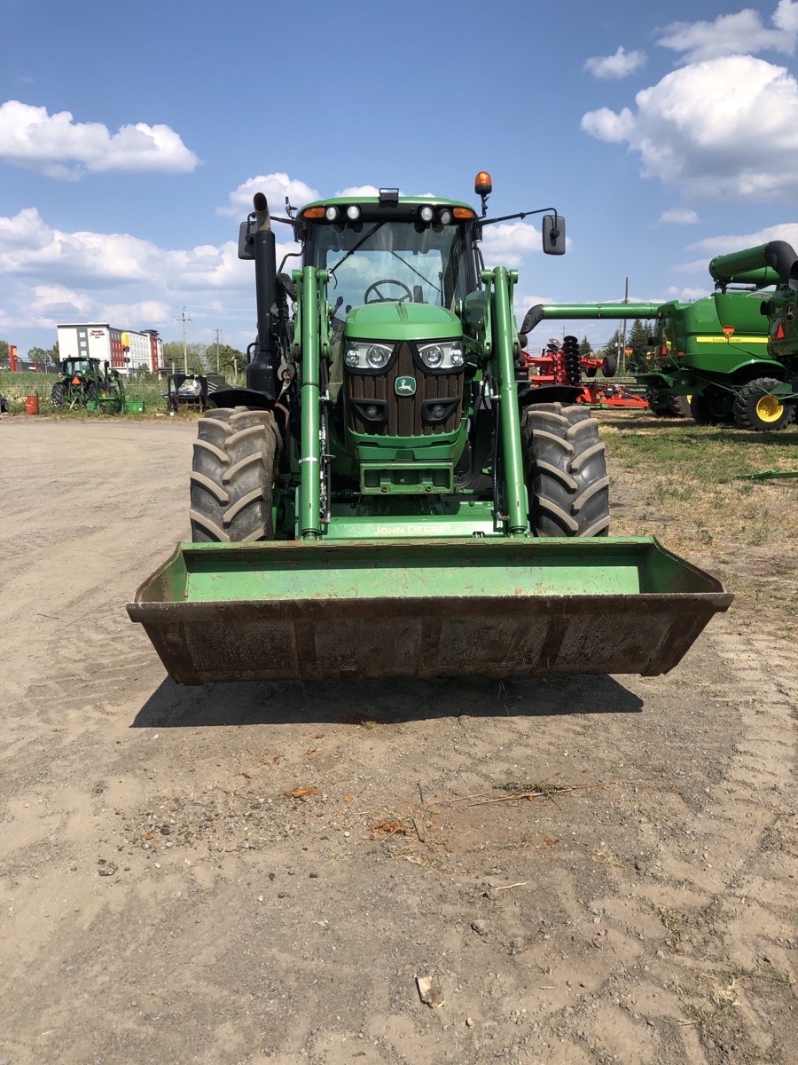 2017 John Deere 6145M Image 4