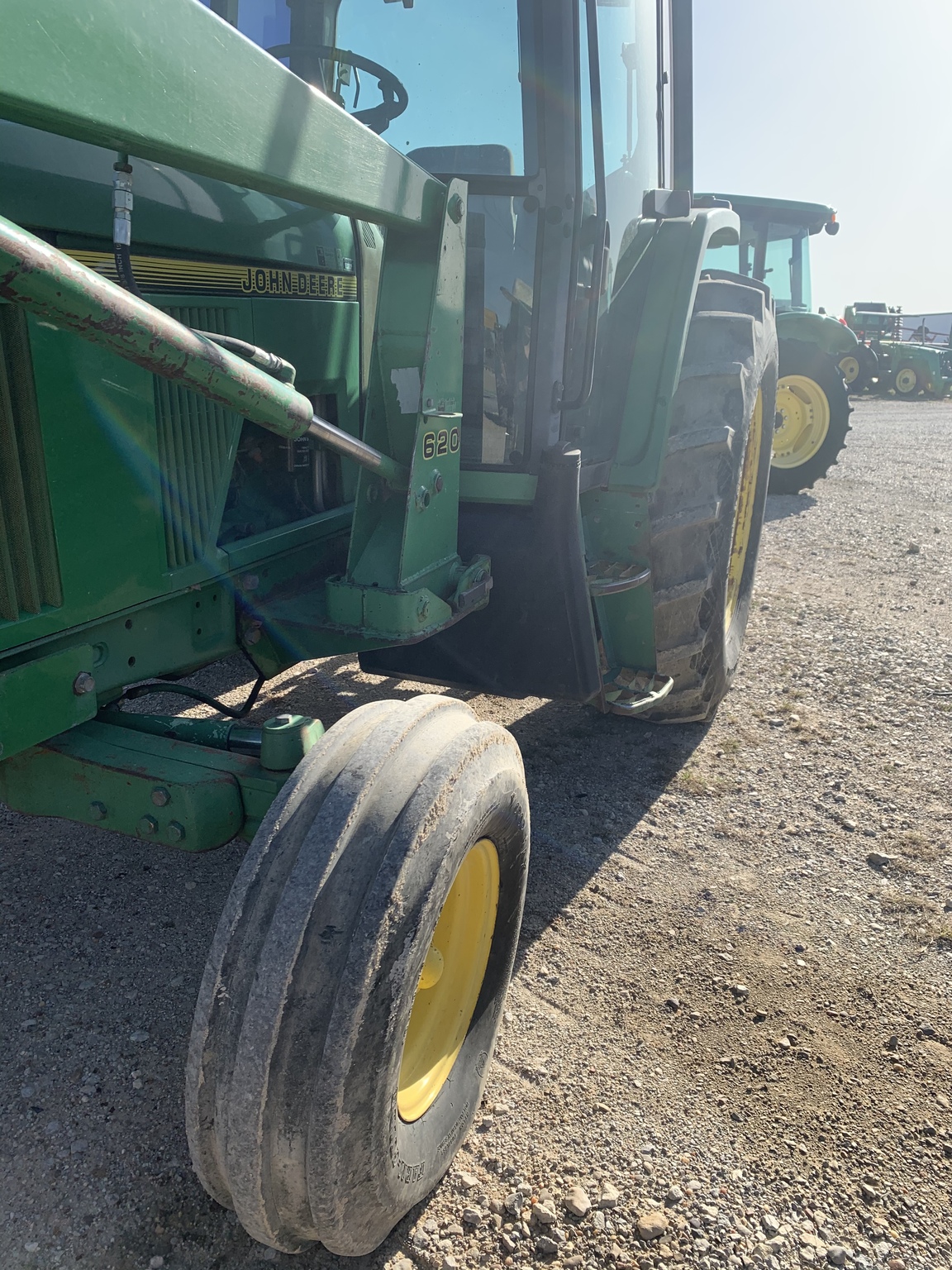 1996 John Deere 6400 Image 2