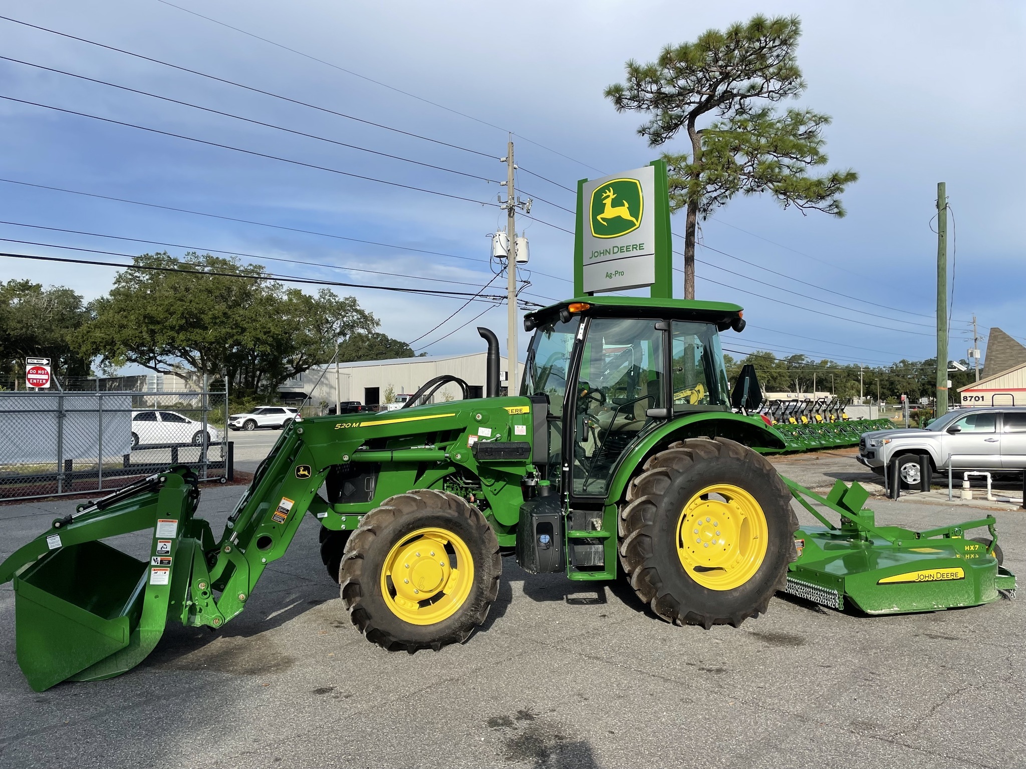2023 John Deere 5090E Image 3