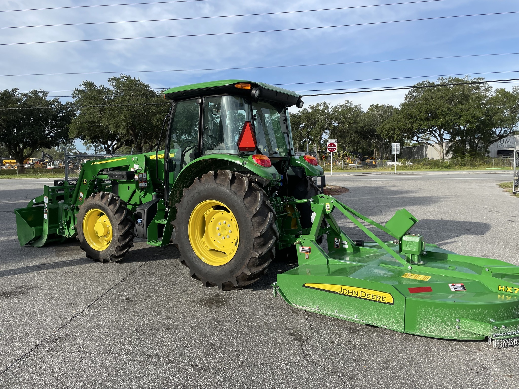 2023 John Deere 5090E Image 8