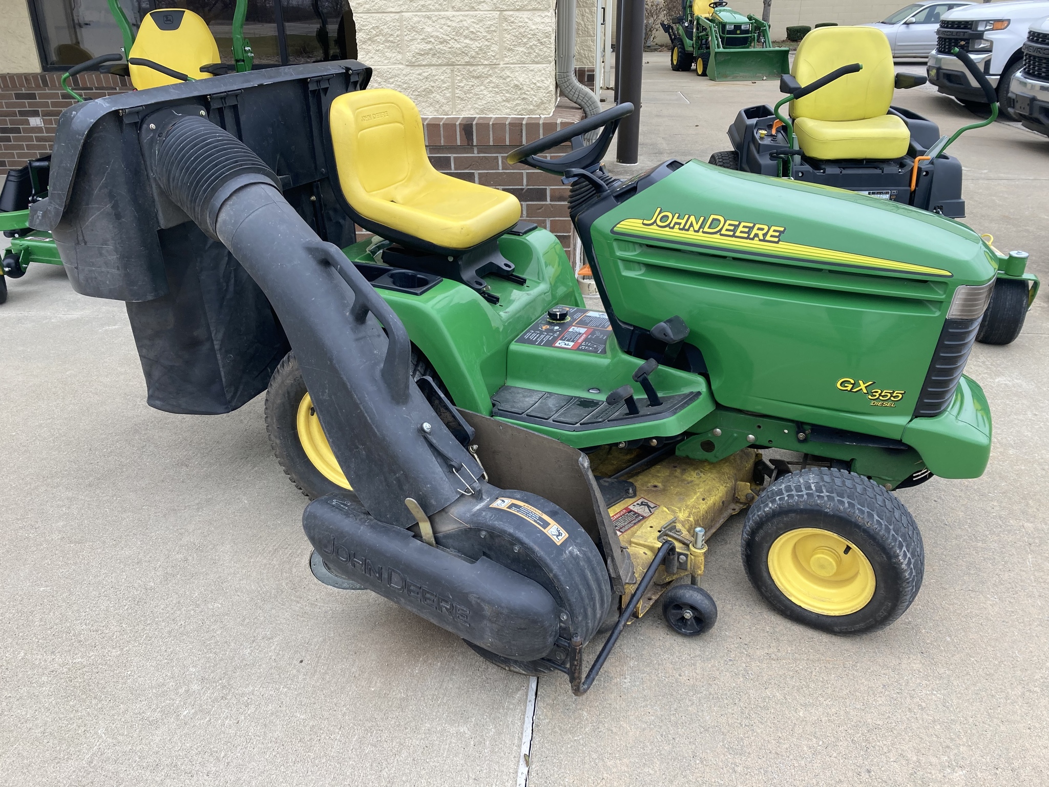 Used 2003 John Deere GX355 Ride On Rotary Mower For Sale
