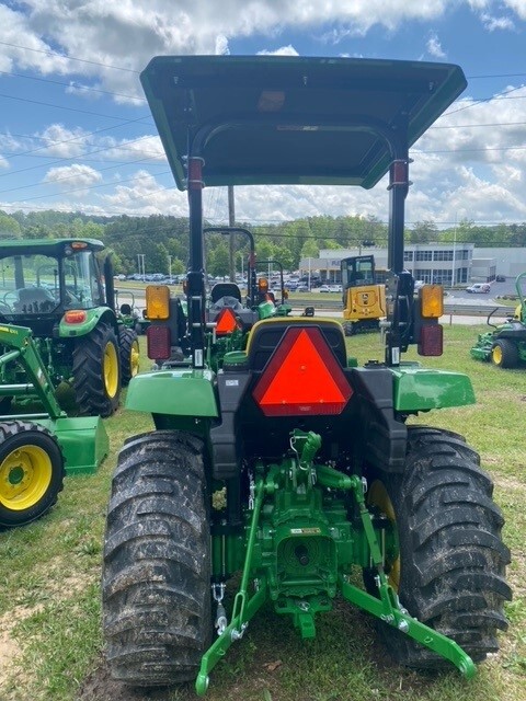 2023 John Deere 3025D Image 3