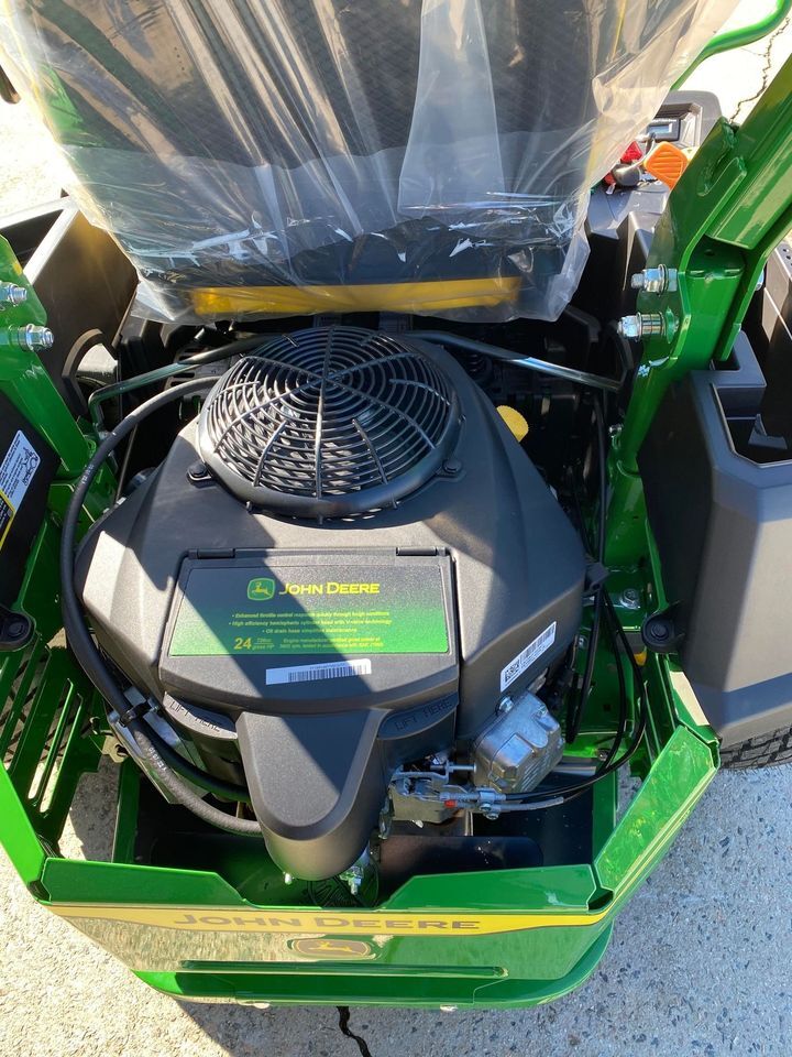 2025 John Deere Z530M Image 4