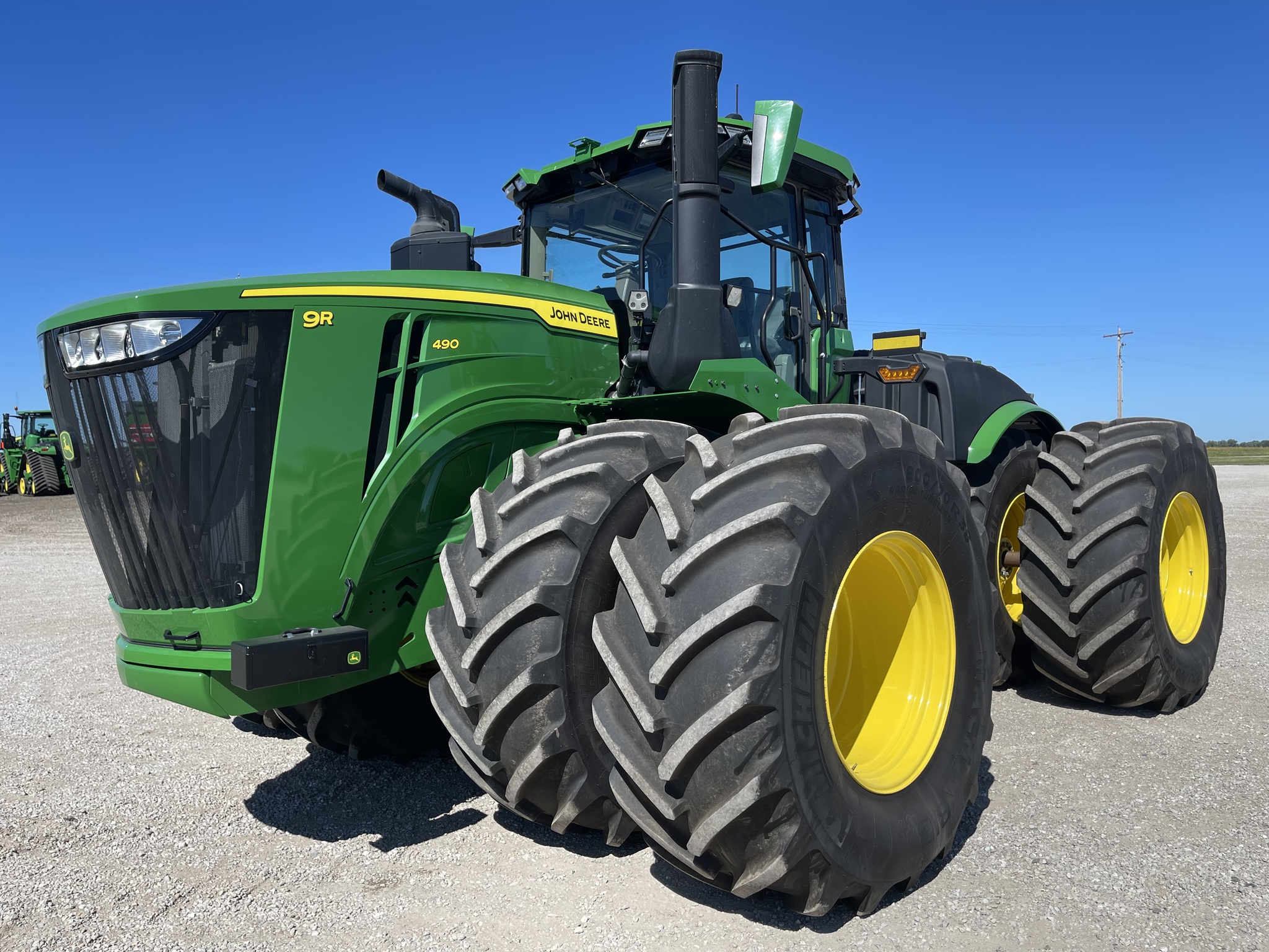  2023 John Deere 9R 490 at Heritage Tractor in Brimfield, IL