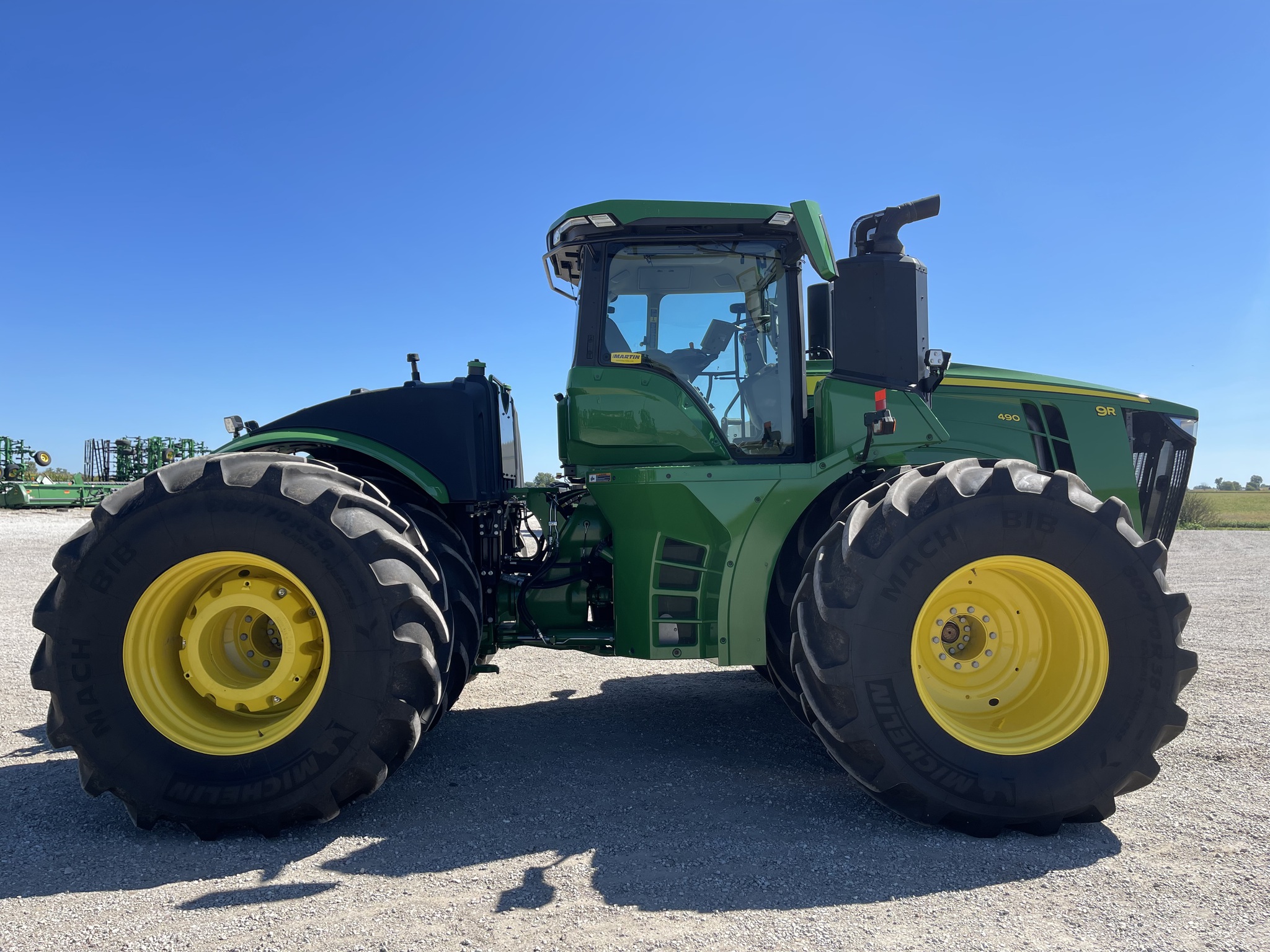  2023 John Deere 9R 490 at Heritage Tractor in Brimfield, IL
