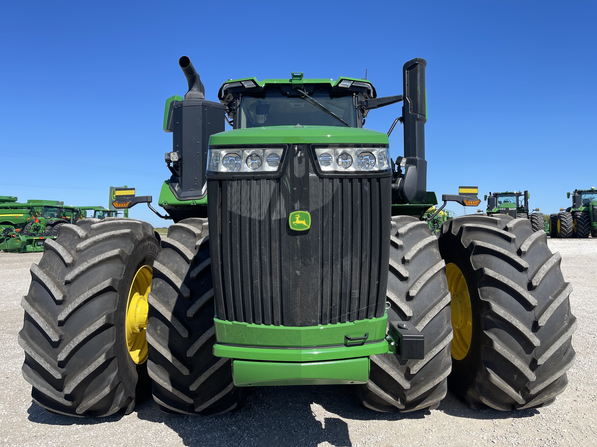  2023 John Deere 9R 490 at Heritage Tractor in Brimfield, IL