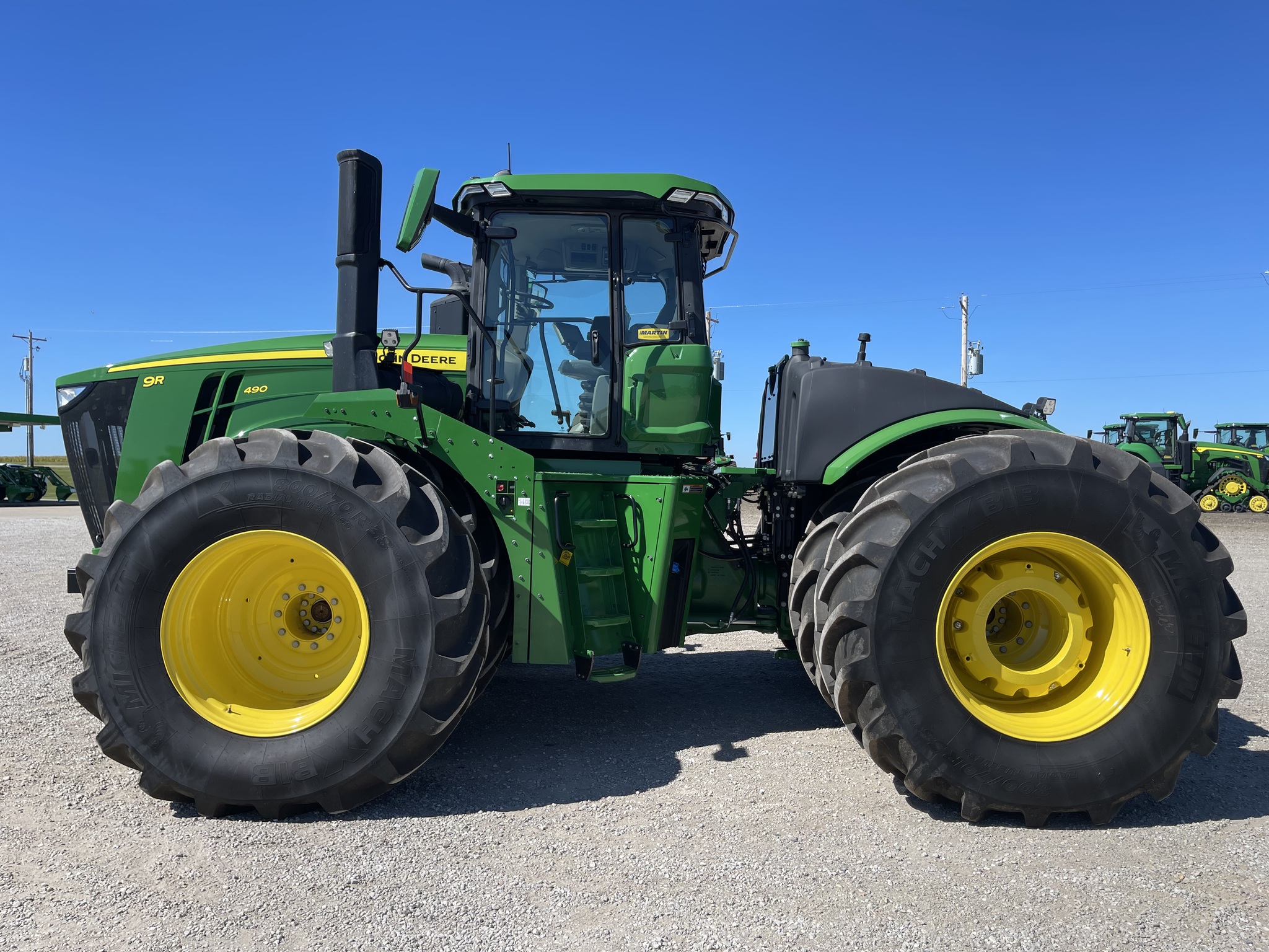  2023 John Deere 9R 490 at Heritage Tractor in Brimfield, IL