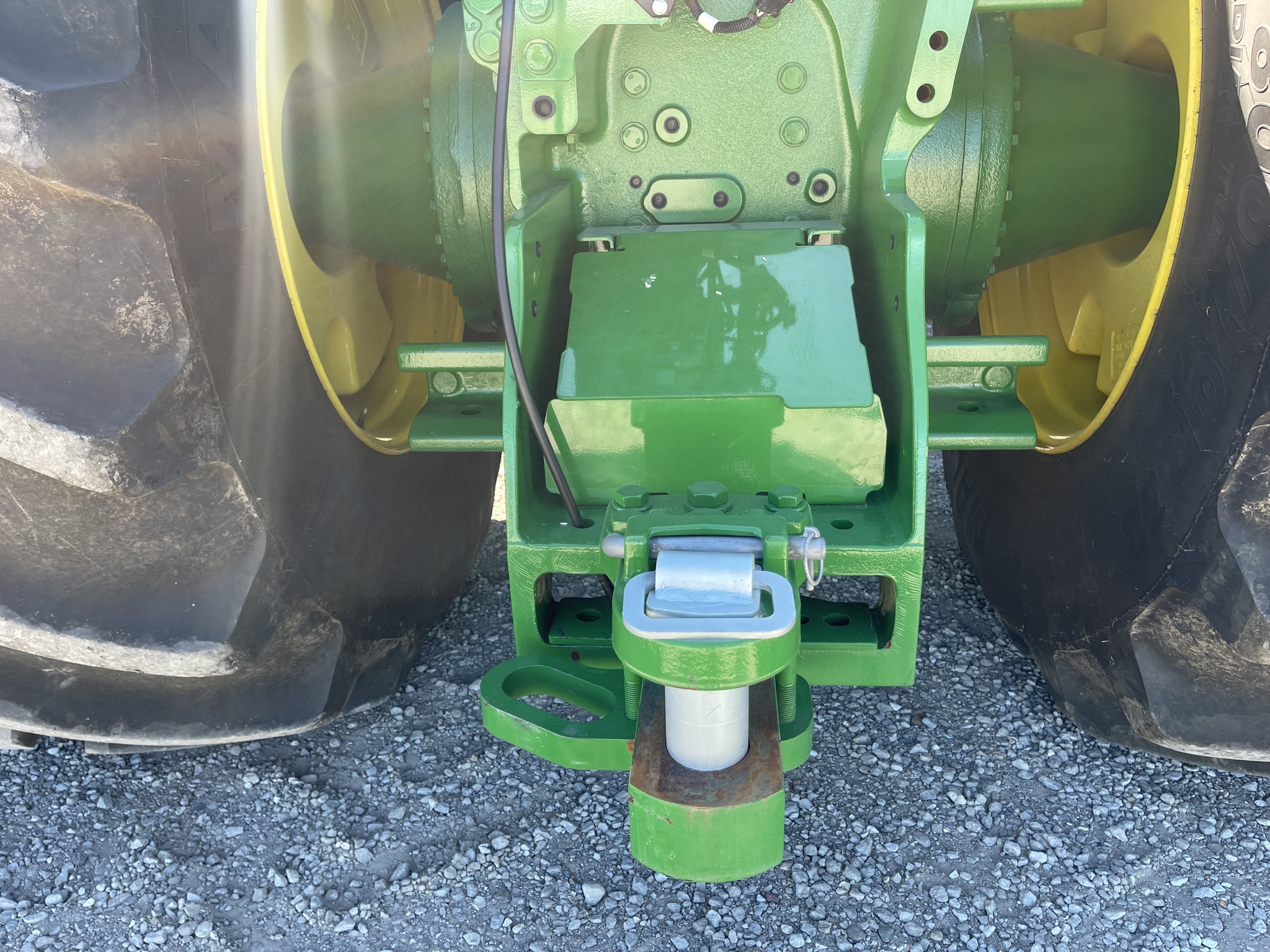  2023 John Deere 9R 490 at Heritage Tractor in Brimfield, IL