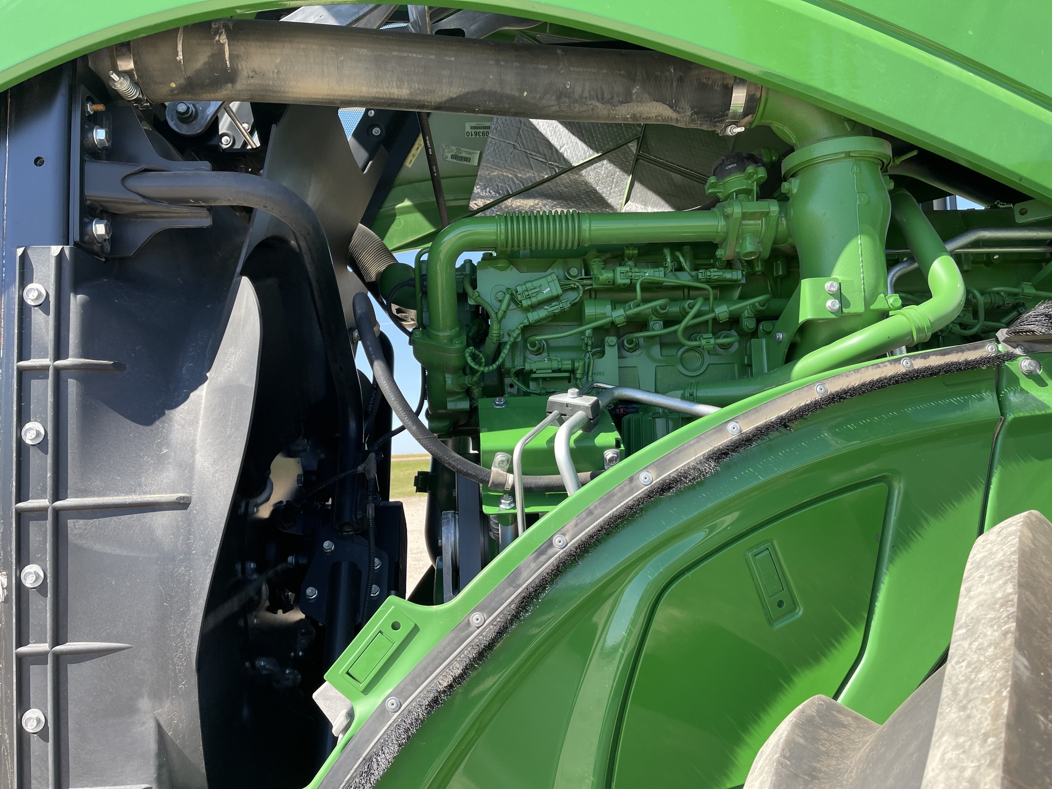  2023 John Deere 9R 490 at Heritage Tractor in Brimfield, IL