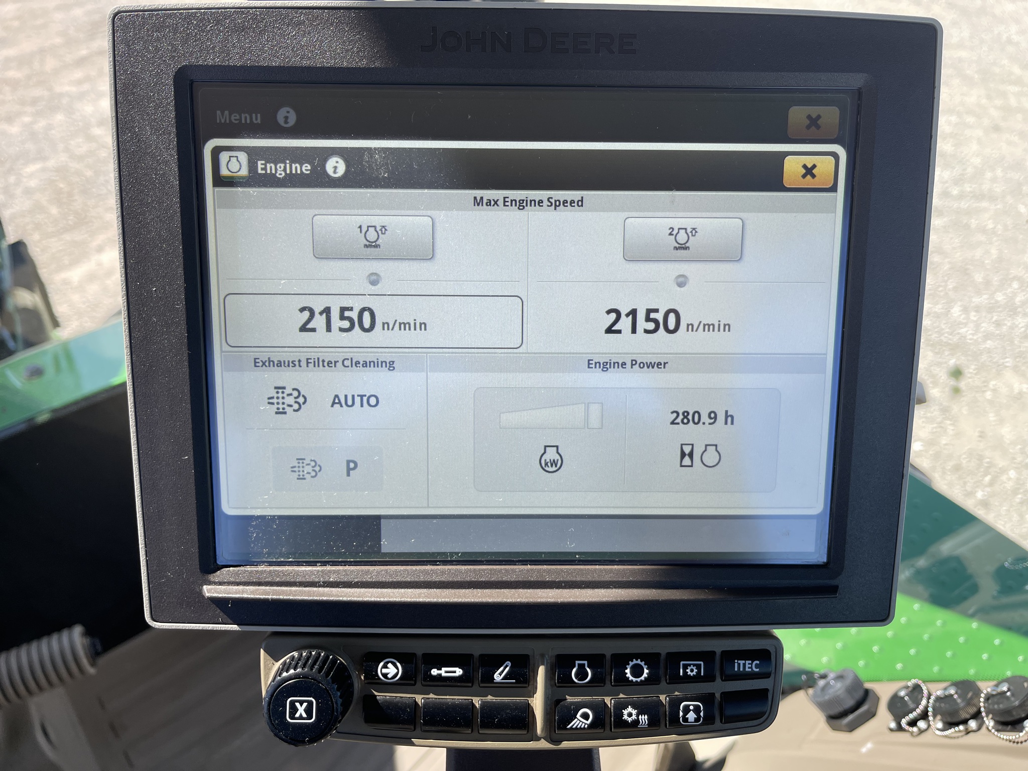  2023 John Deere 9R 490 at Heritage Tractor in Brimfield, IL