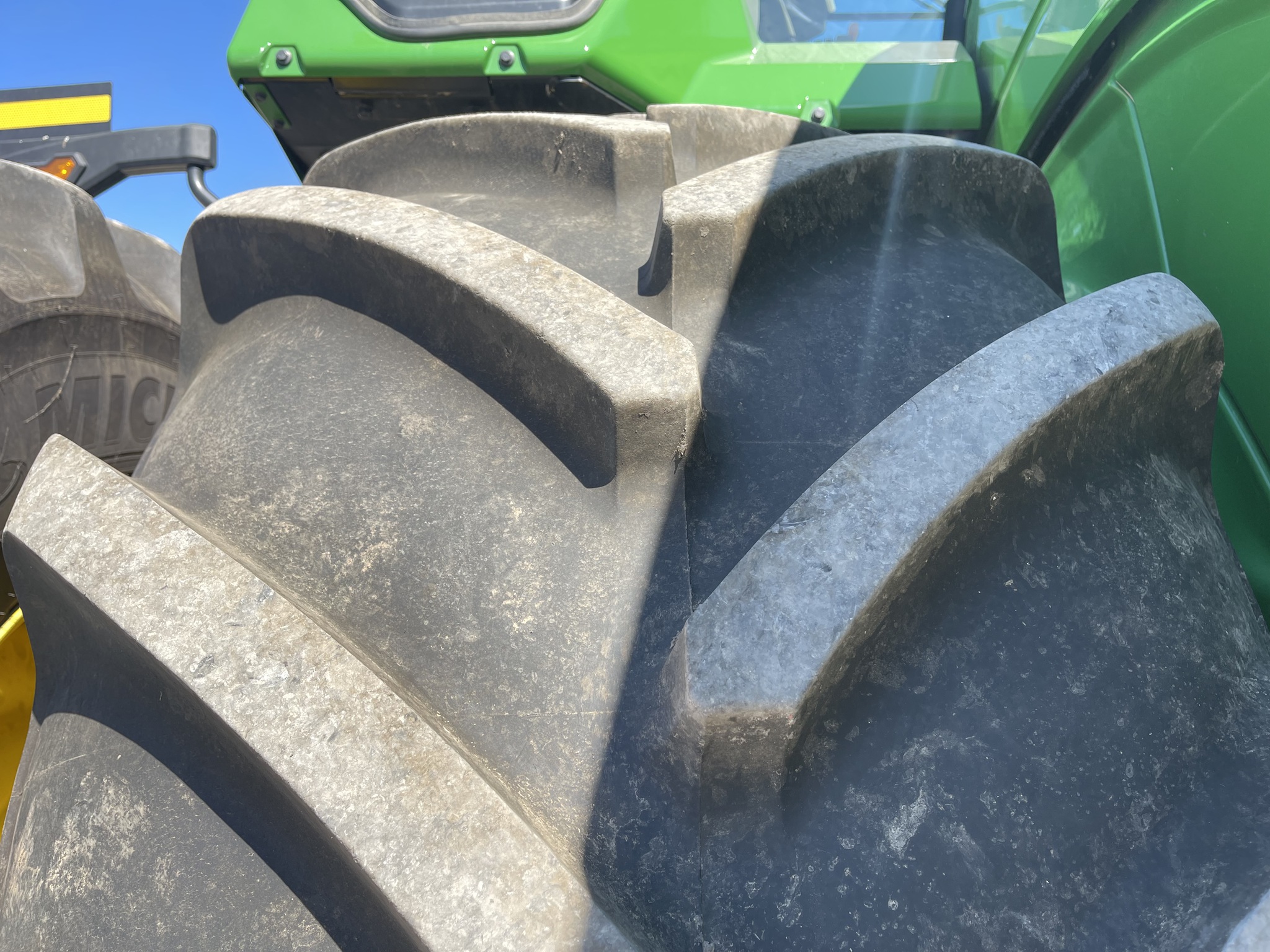  2023 John Deere 9R 490 at Heritage Tractor in Brimfield, IL