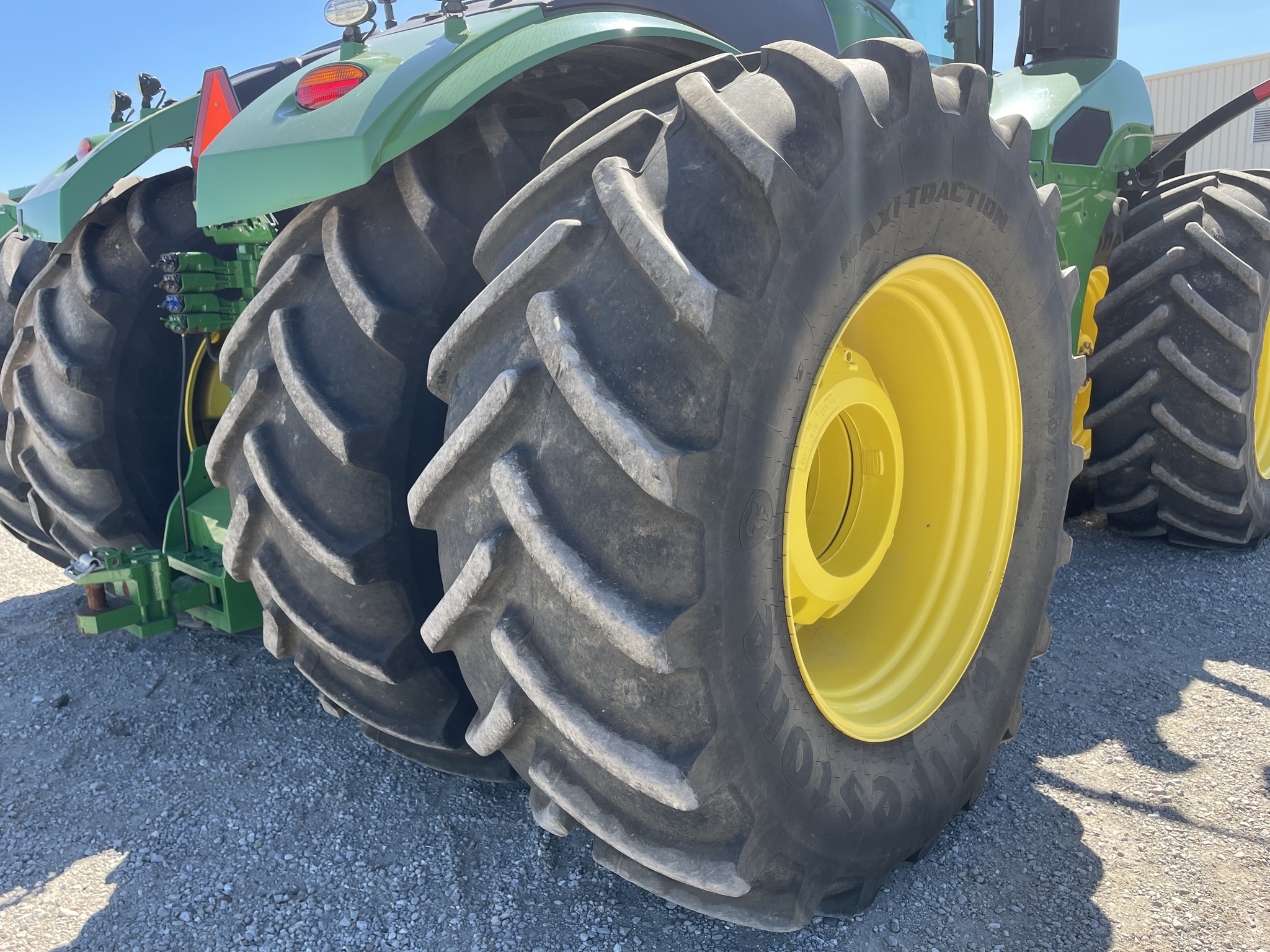  2023 John Deere 9R 490 at Heritage Tractor in Brimfield, IL