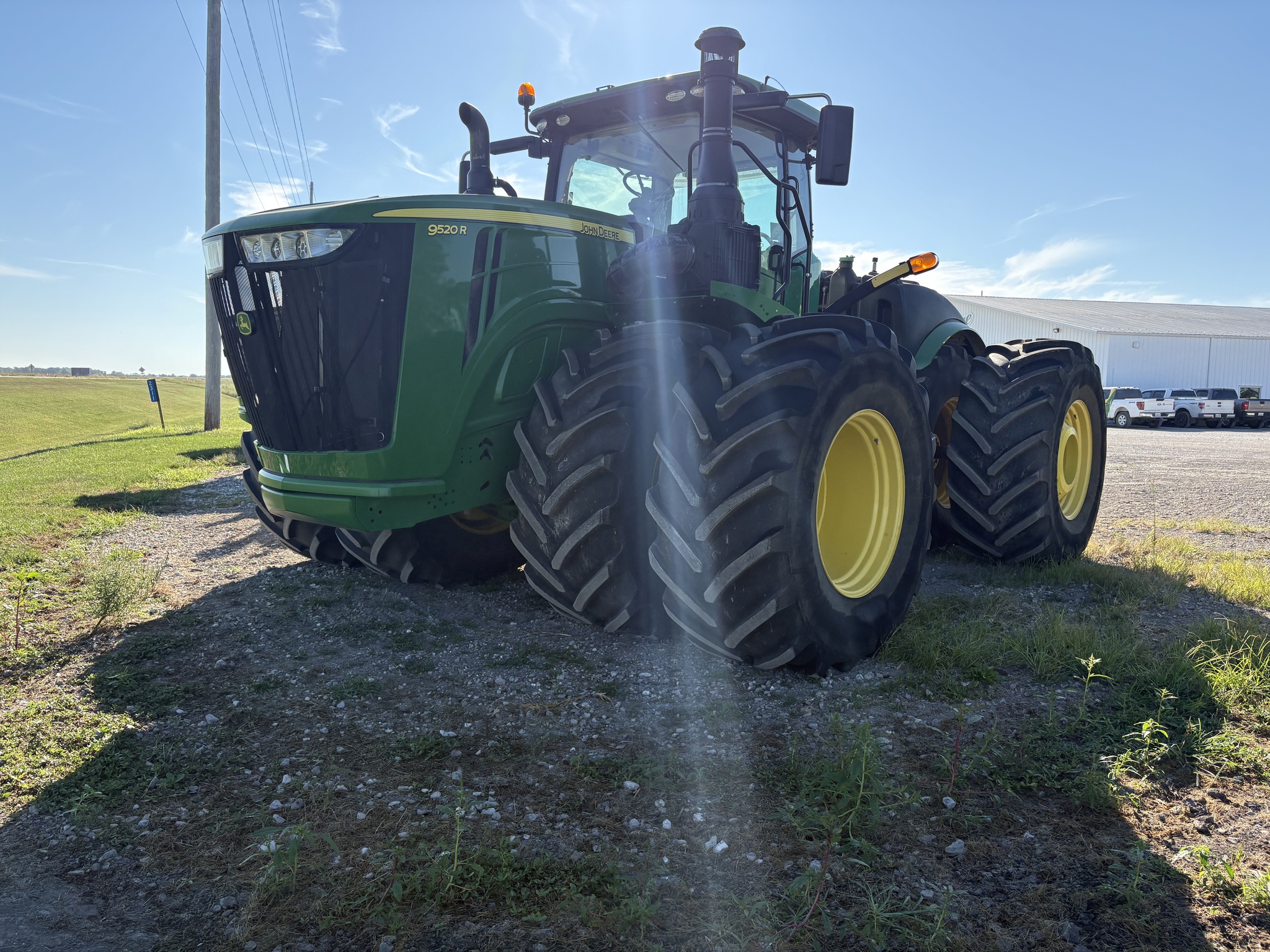  2021 John Deere 9520R at Heritage Tractor in Carthage, IL