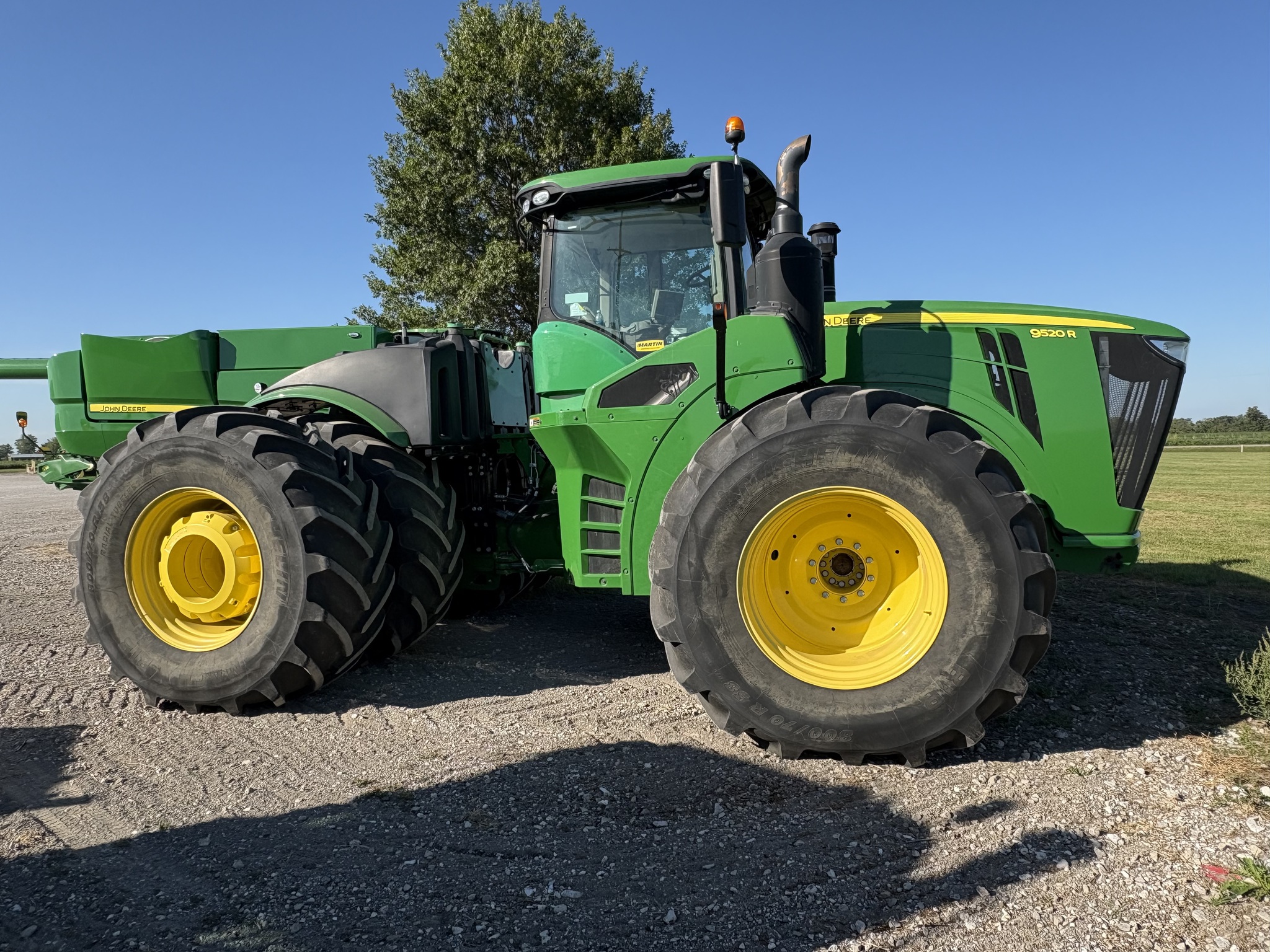  2021 John Deere 9520R at Heritage Tractor in Carthage, IL