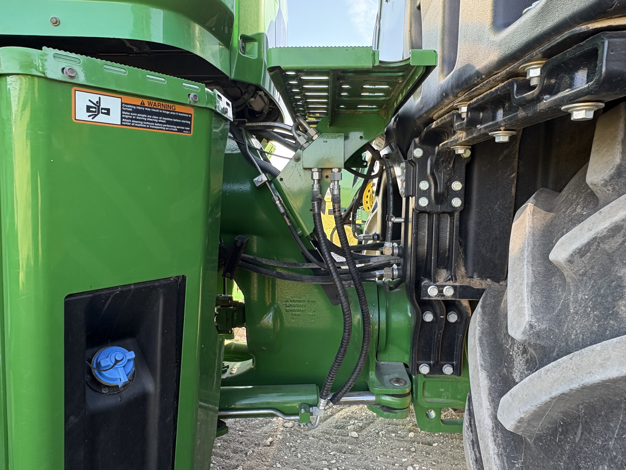  2021 John Deere 9520R at Heritage Tractor in Carthage, IL